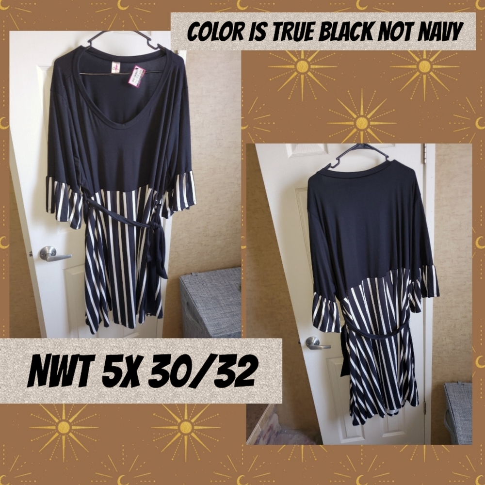 Black with white stripes Dress 5x 30/32